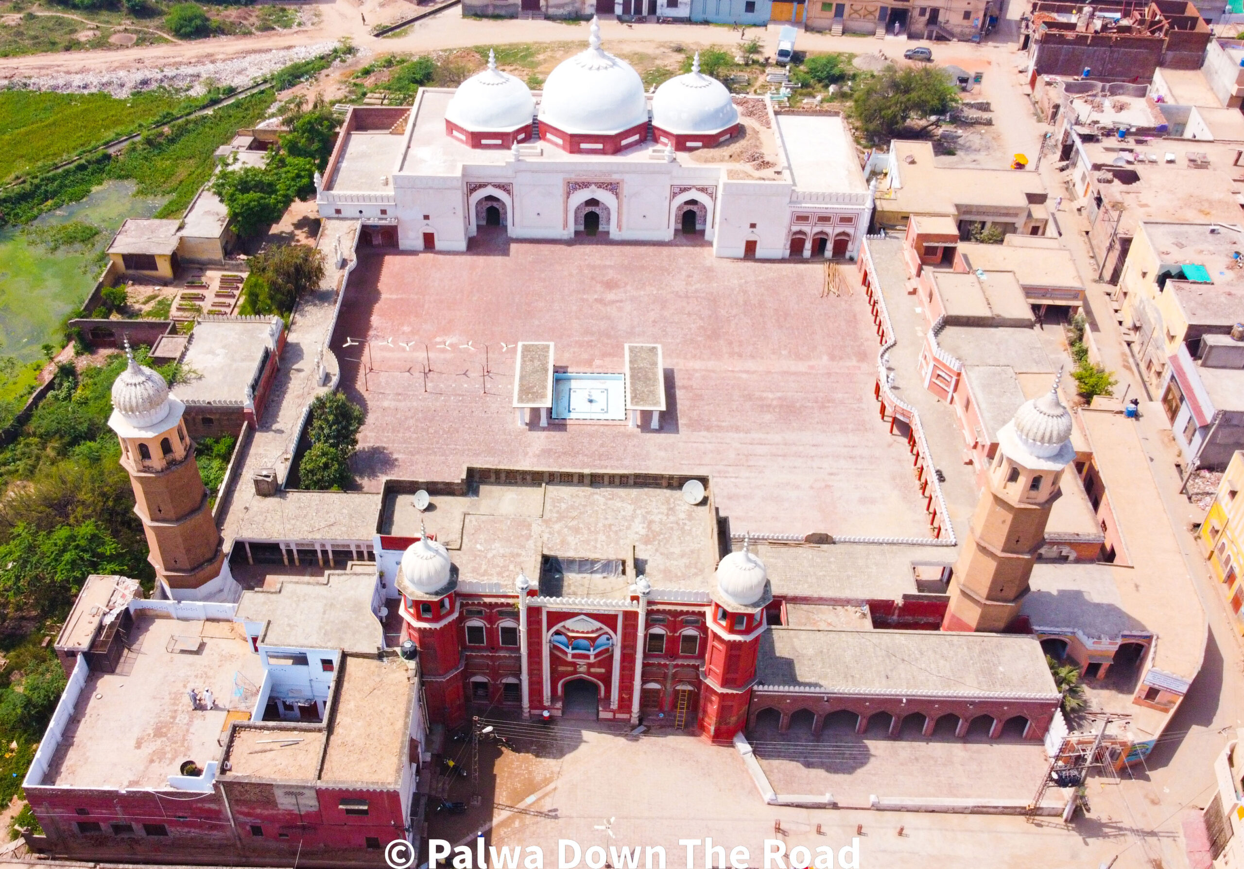 جامع مسجد بھیرہ، شیر شاہ سوری مسجد بھیرہ، بھیرہ کی قدیم جامع مسجد، جامع مسجد بھیرہ پنجاب، پنجاب کی مساجد، شیر شاہ سوری کی بنائی جامع مسجد، پنجاب کی قدیم مسجد